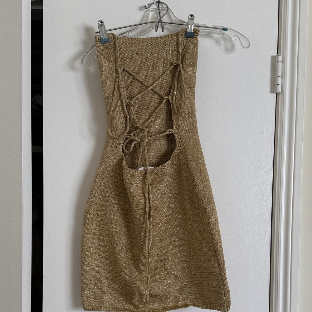 Elegant Gold Knit Dress